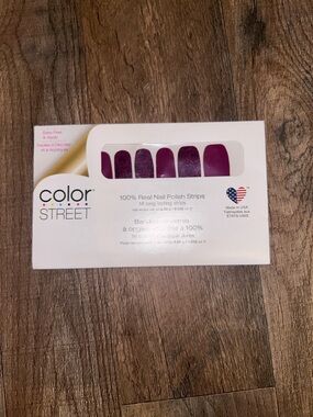 Color Street Plum Purple Floral Nail Polish Strips